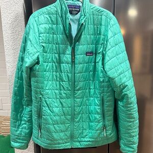 Patagonia nano puff jacket